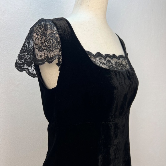 Y2K Loft Black Velvet Babydoll Top Silk Lace Whimsigoth Romantic Feminine Vamp 8 - Picture 2 of 11